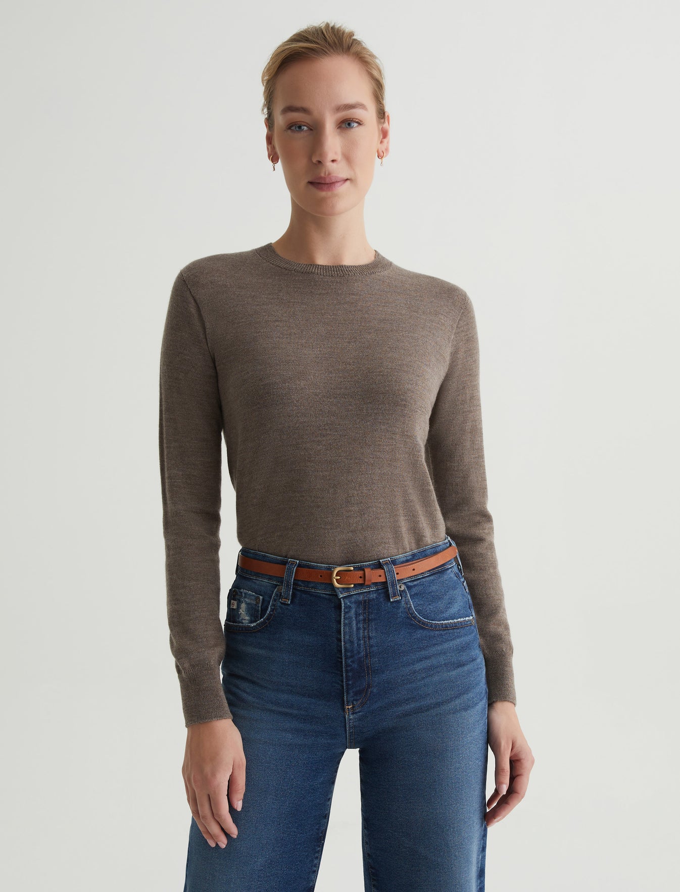 Zuri Crew|Classic Long Sleeve Crew Neck Sweater